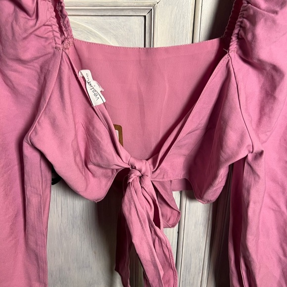 Vestique Boutique Pink Puff Sleeve‎ Square Neck Cropped Tie Back Emery Blouse - Picture 5 of 6